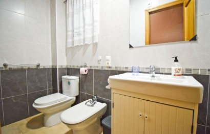 Resale - Apartment / flat - Santa Pola - Playa Levante