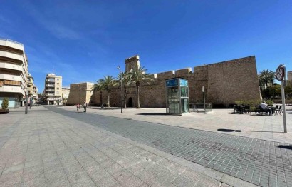 Reventa - Apartamento / piso - Santa Pola - Centro