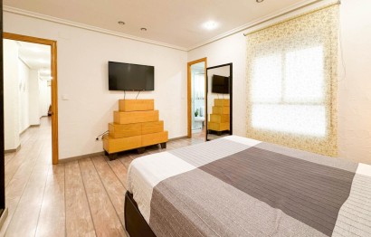 Reventa - Apartamento / piso - Elche - Zona Deportiva-Nuevo Altabix