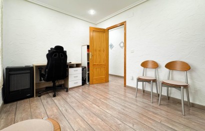 Reventa - Apartamento / piso - Elche - Zona Deportiva-Nuevo Altabix