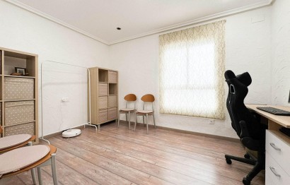 Reventa - Apartamento / piso - Elche - Zona Deportiva-Nuevo Altabix