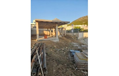 Reventa - Parcela - Polop - La alberca