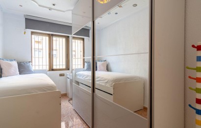 Revente - Appartement - Elche - San Crispín