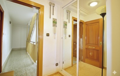 Revente - Appartement - Elche - San Crispín