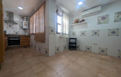 Resale - Apartment - Elche - Center