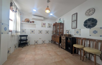 Resale - Apartment - Elche - Center