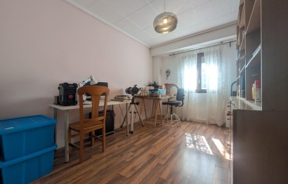 Resale - Apartment - Elche - Center