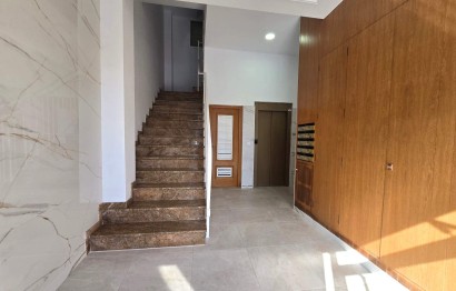 Reventa - Apartamento / piso - Elche - Sector V