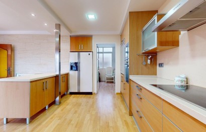 Reventa - Apartamento / piso - Elche - Centro