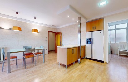 Reventa - Apartamento / piso - Elche - Centro