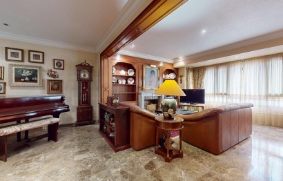 Reventa - Apartamento / piso - Elche - Centro