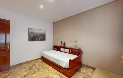 Reventa - Apartamento / piso - Elche - Centro