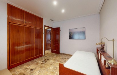Reventa - Apartamento / piso - Elche - Centro