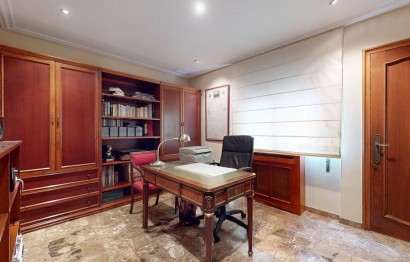 Reventa - Apartamento / piso - Elche - Centro