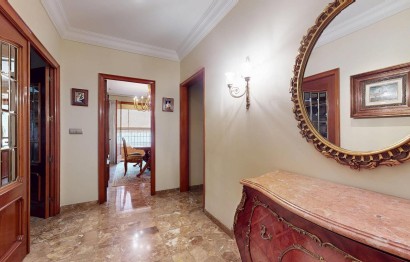 Reventa - Apartamento / piso - Elche - Centro