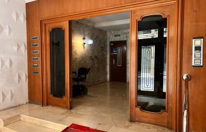 Reventa - Apartamento / piso - Elche - Centro