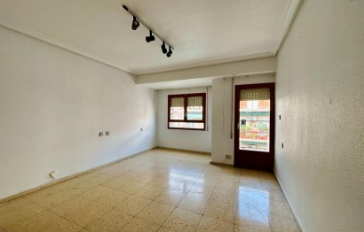 Reventa - Apartment - Elche - Reina Victoria-Miguel Hernández