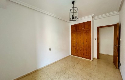 Reventa - Apartment - Elche - Reina Victoria-Miguel Hernández
