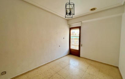 Reventa - Apartment - Elche - Reina Victoria-Miguel Hernández