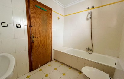 Reventa - Apartment - Elche - Reina Victoria-Miguel Hernández