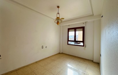 Reventa - Apartment - Elche - Reina Victoria-Miguel Hernández