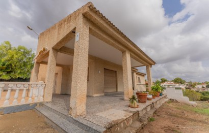 Resale - Villa - Albatera - Partida del moco