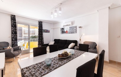 Resale - Apartment / flat - Torrevieja - Acequion