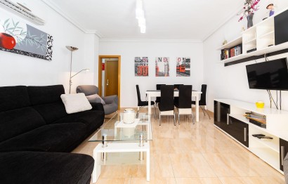 Resale - Apartment / flat - Torrevieja - Acequion