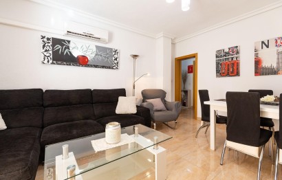 Resale - Apartment / flat - Torrevieja - Acequion