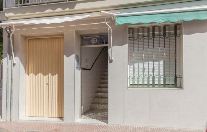 Resale - Apartment / flat - Santa Pola - Centro