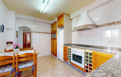 Resale - Apartment / flat - Santa Pola - Centro