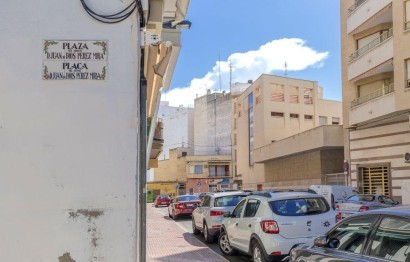 Resale - Apartment / flat - Santa Pola - Centro