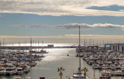 Resale - Apartment / flat - Santa Pola - Centro