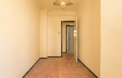 Reventa - Apartment - Elche - Plaza Obispo Siuri