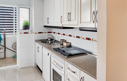 Reventa - Apartamento / piso - Villajoyosa - Playas Del Torres