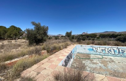 Resale - Villa - Elda - Las Trescientas - San Francisco