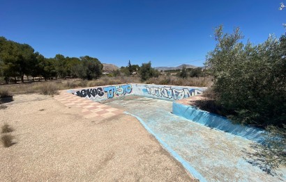 Resale - Villa - Elda - Las Trescientas - San Francisco