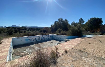 Resale - Villa - Elda - Las Trescientas - San Francisco