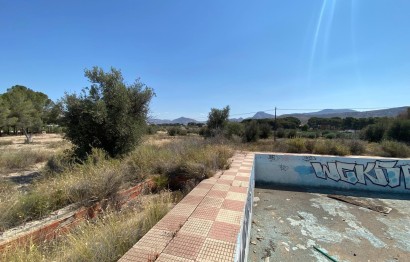 Resale - Villa - Elda - Las Trescientas - San Francisco