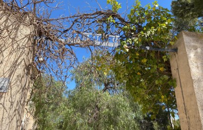 Resale - Villa - Elda - Las Trescientas - San Francisco