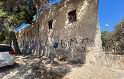 Resale - Villa - Elda - Las Trescientas - San Francisco