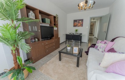 Resale - Apartment / flat - Elche - Sector V