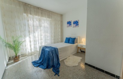 Resale - Apartment / flat - Elche - Sector V