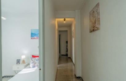 Resale - Apartment / flat - Elche - Sector V