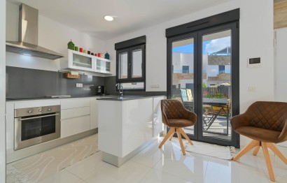 Resale - Pareado - Polop - La alberca