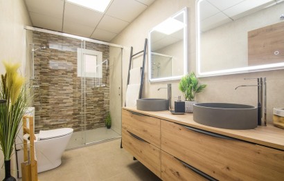 Resale - Apartment / flat - Elche - Torreta - Portalada