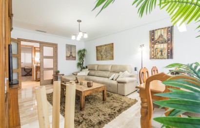 Resale - Apartment / flat - Elche - Torreta - Portalada