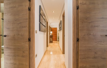 Resale - Apartment / flat - Elche - Torreta - Portalada