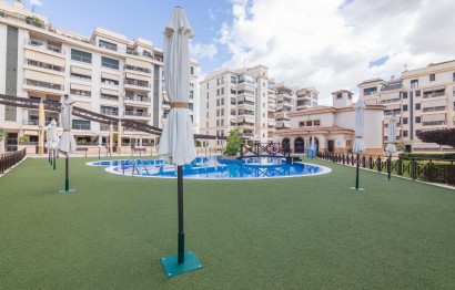 Resale - Apartment / flat - Elche - Torreta - Portalada