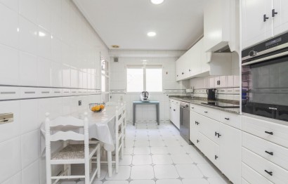 Resale - Duplex - Elche - Center